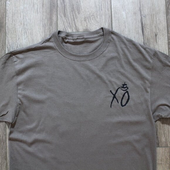 The Weeknd XO HalloWeen Skull Warm Gray T-Shirt Size M, Large And XLarge - Picture 4 of 5